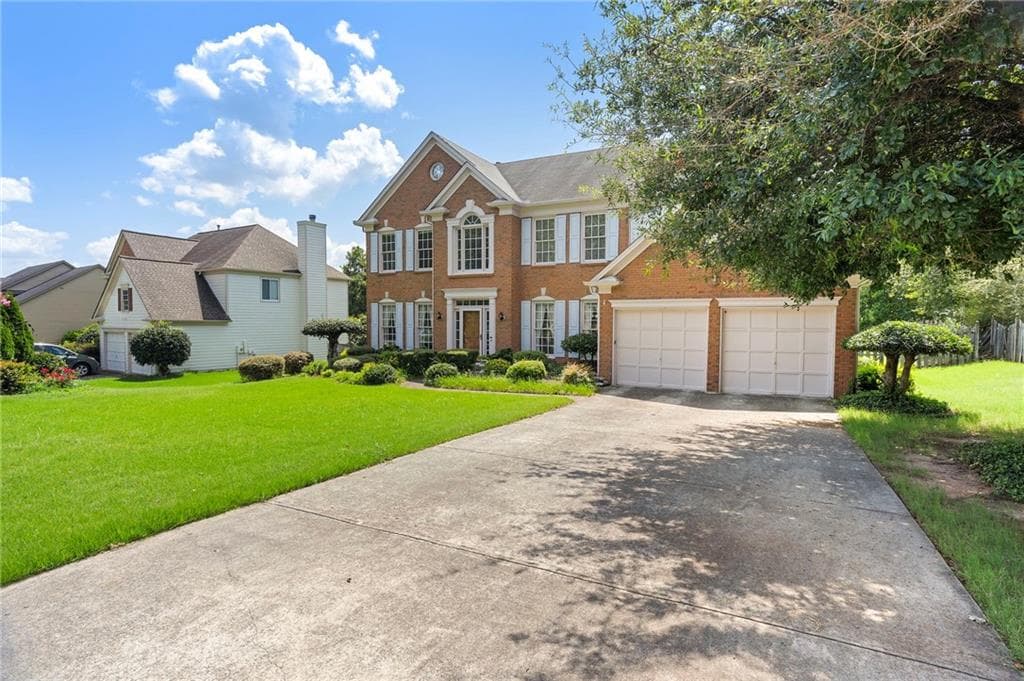 4 bedroom, 3 bathroom, 2,788 sq ft single family residence for rent at 7810 Brookwood Way, Cumming, GA 30041 for $3,450 a month — photo 3