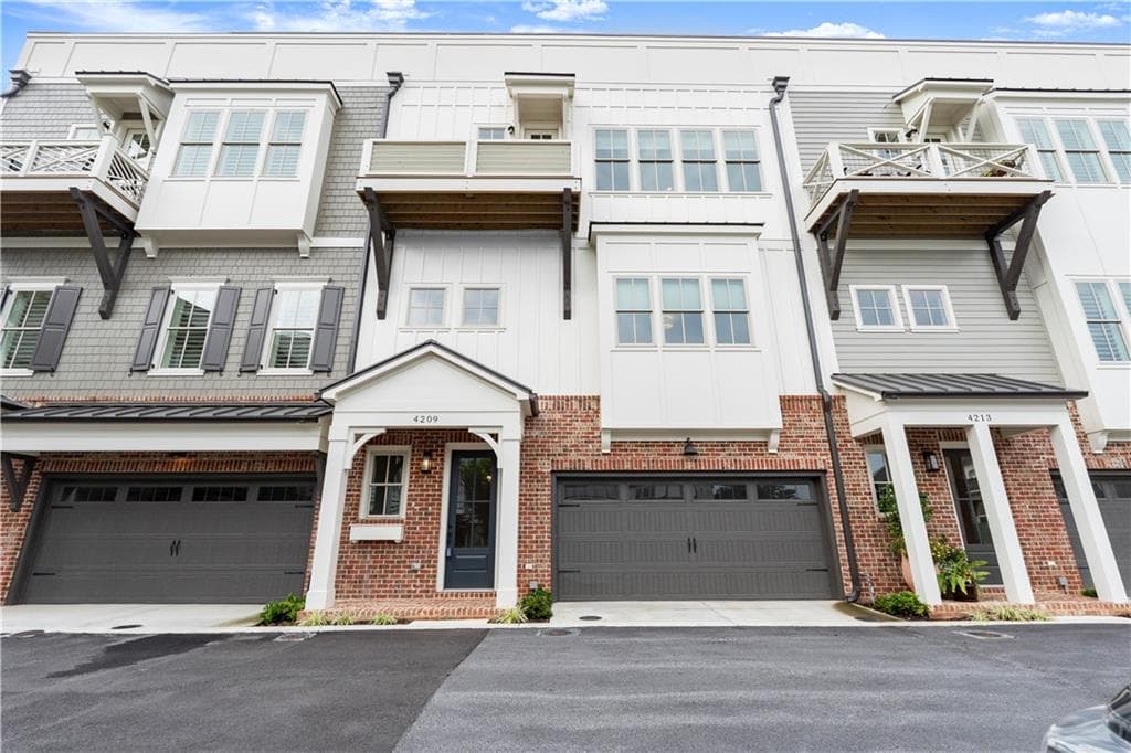 3 bedroom, 5 bathroom, 3,531 sq ft townhouse for sale at 4209 Legacy Lane, Acworth, GA 30101 — photo 2