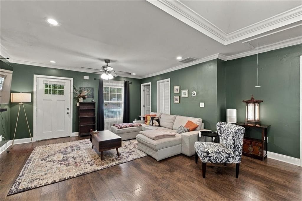 3 bedroom, 2 bathroom, 1,350 sq ft single family residence for sale at 1154 Oakland Lane, Atlanta, GA 30310 — photo 8