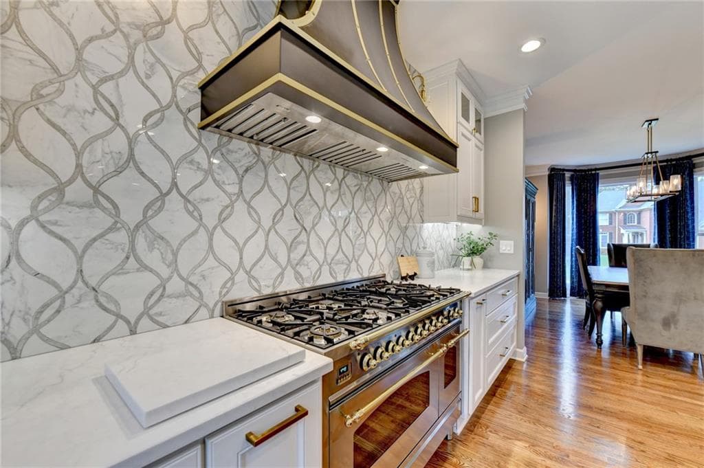 5 bedroom, 4 bathroom, 3,571 sq ft single family residence under contract at 2642 Dunmoore Drive, Snellville, GA 30078 — photo 6