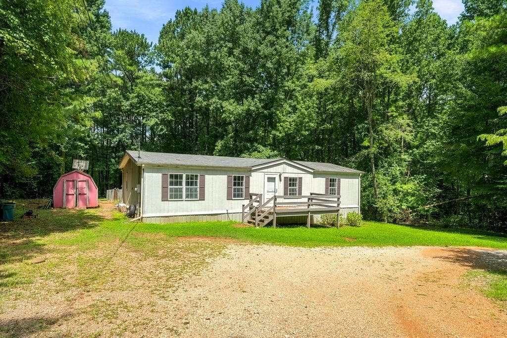 4 bedroom, 2 bathroom, 1,248 sq ft single family residence for sale at 65 Colbert Road, Dallas, GA 30132 — photo 4
