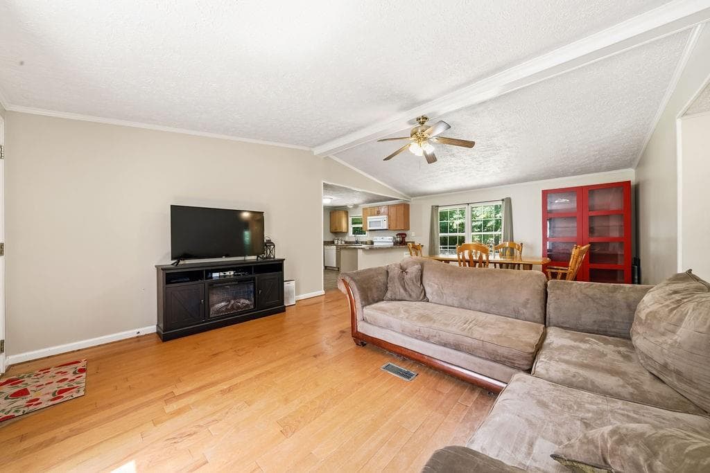 4 bedroom, 2 bathroom, 1,248 sq ft single family residence for sale at 65 Colbert Road, Dallas, GA 30132 — photo 6