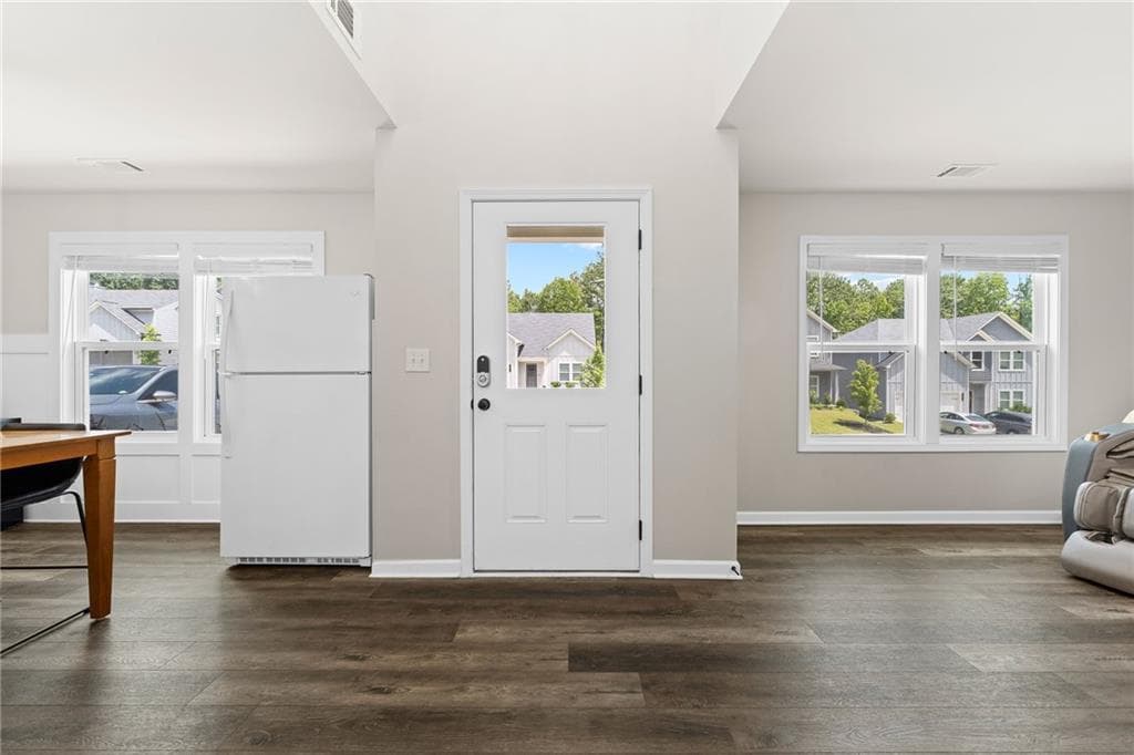 5 bedroom, 3 bathroom, 2,661 sq ft single family residence for sale at 44 Fox Creek Drive, Braselton, GA 30517 — photo 8