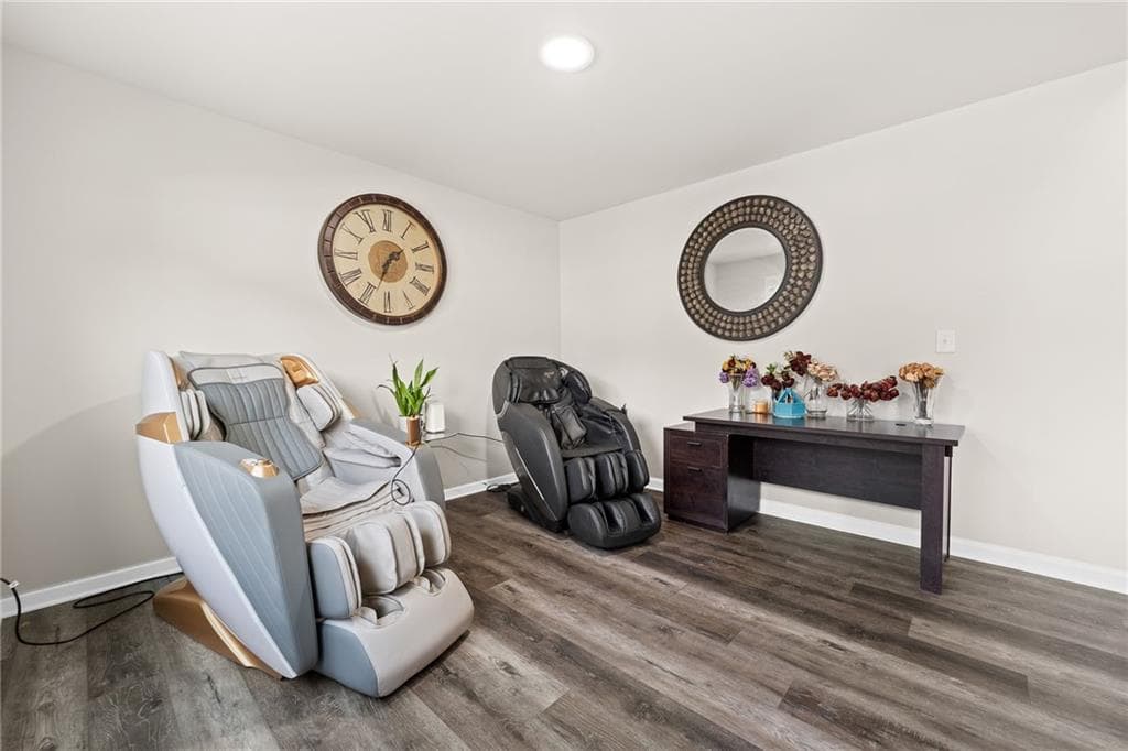 5 bedroom, 3 bathroom, 2,661 sq ft single family residence for sale at 44 Fox Creek Drive, Braselton, GA 30517 — photo 9