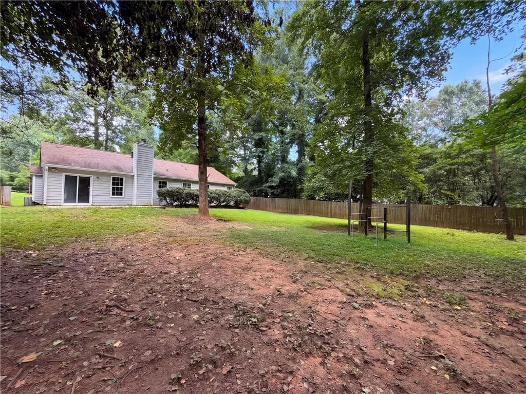3 bedroom, 2 bathroom, 1,846 sq ft single family residence for sale at 5810 Sailboat Pointe, Acworth, GA 30101 — photo 5