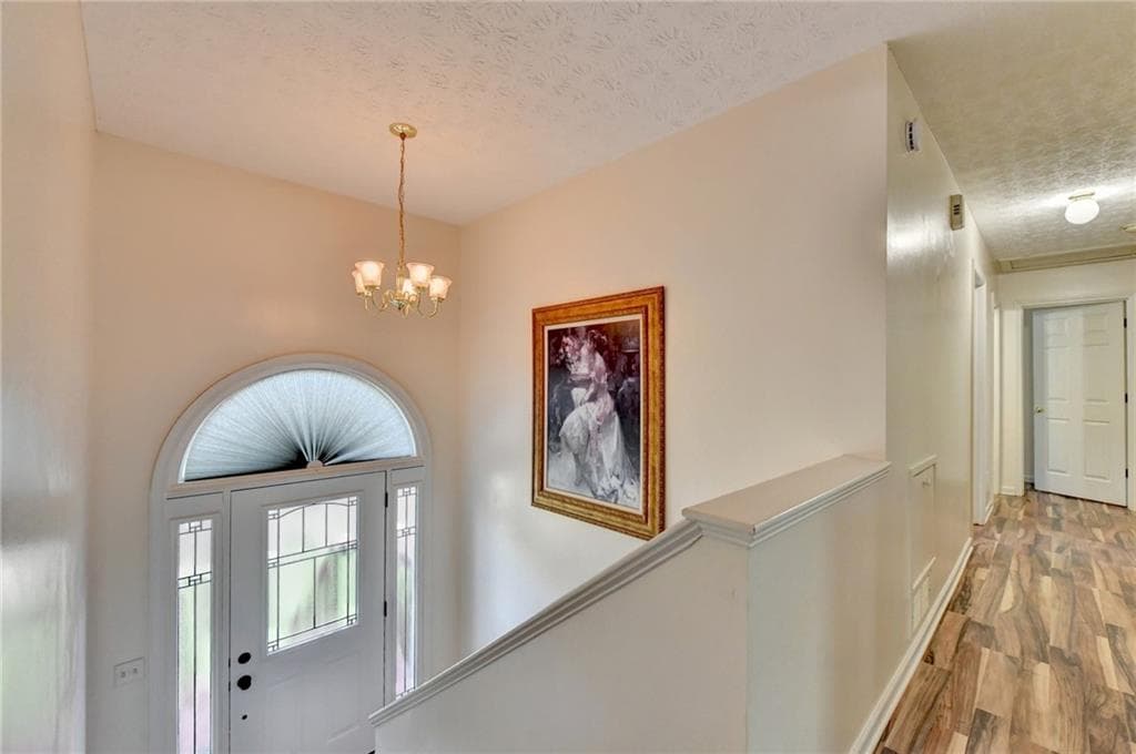 4 bedroom, 3 bathroom, 2,212 sq ft single family residence for sale at 7224 Ironwood Drive, Gainesville, GA 30507 — photo 5