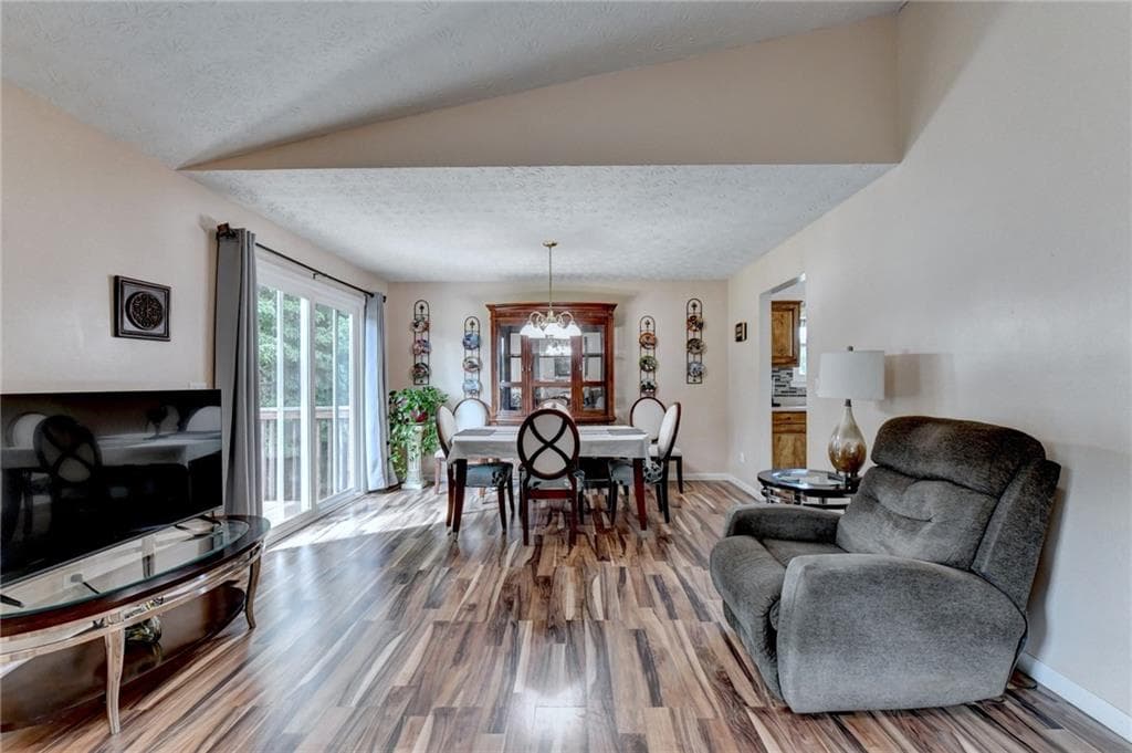 4 bedroom, 3 bathroom, 2,212 sq ft single family residence for sale at 7224 Ironwood Drive, Gainesville, GA 30507 — photo 8