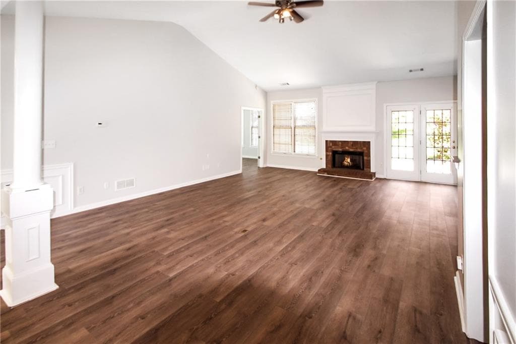 3 bedroom, 3 bathroom, 2,123 sq ft single family residence for rent at 258 Brookcliff Drive, Sugar Hill, GA 30518 for $2,500 a month — photo 3
