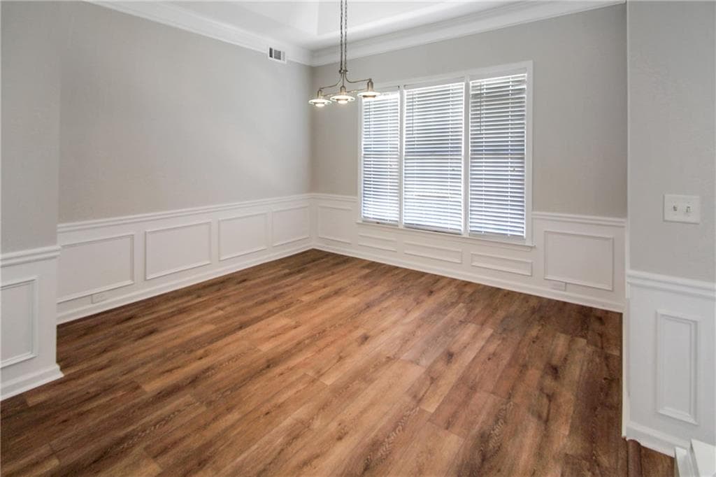 3 bedroom, 3 bathroom, 2,123 sq ft single family residence for rent at 258 Brookcliff Drive, Sugar Hill, GA 30518 for $2,500 a month — photo 4