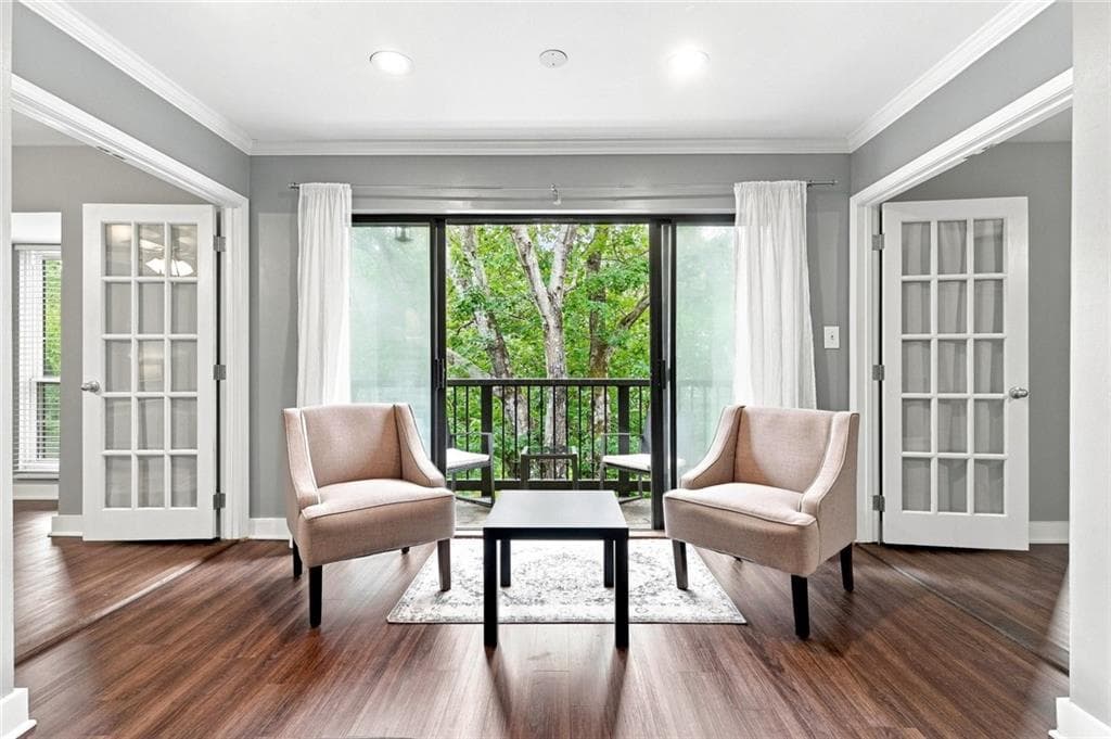 2 bedroom, 2 bathroom, 1,249 sq ft condominium for sale at 4302 Pine Heights Drive, Atlanta, GA 30324 — photo 10