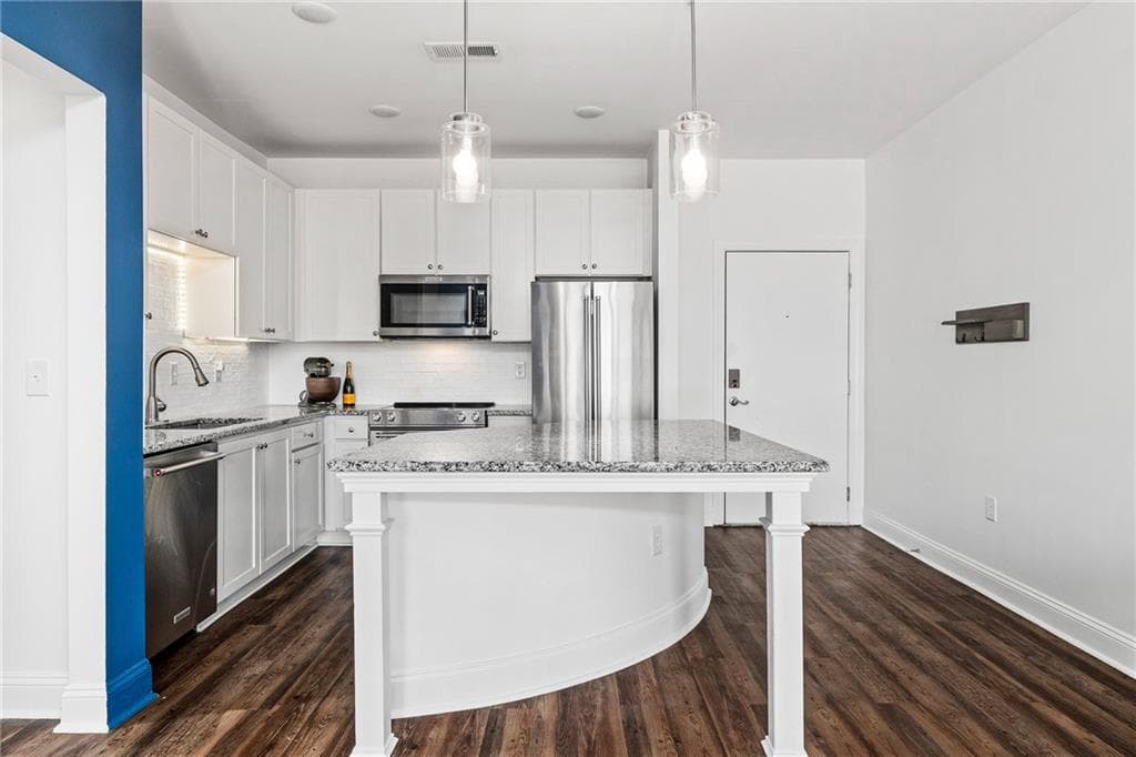 1 bedroom, 1 bathroom, 732 sq ft condominium for sale at 840 United Avenue 3140, Atlanta, GA 30312 — photo 10