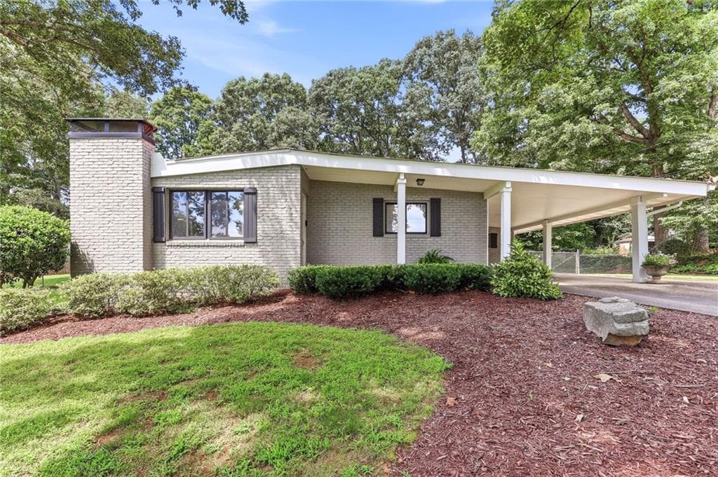 3 bedroom, 2 bathroom, 1,531 sq ft single family residence for sale at 3532 Wesley Drive, Gainesville, GA 30506 — photo 1 of 46