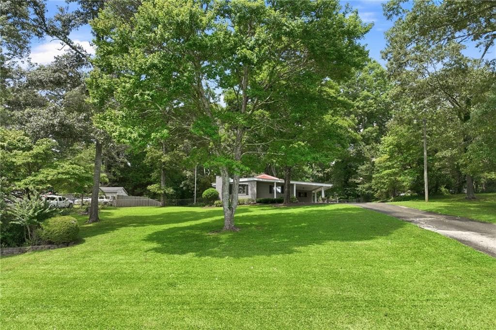3 bedroom, 2 bathroom, 1,531 sq ft single family residence for sale at 3532 Wesley Drive, Gainesville, GA 30506 — photo 8