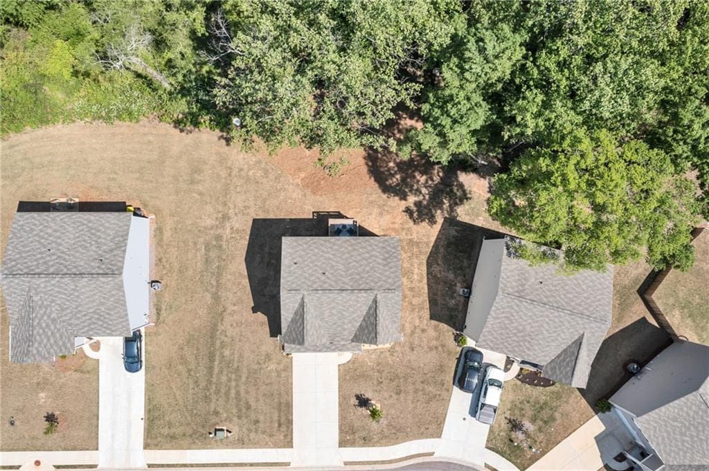 4 bedroom, 3 bathroom, 3,095 sq ft single family residence for sale at 289 Pond Court, Hoschton, GA 30548 — photo 2