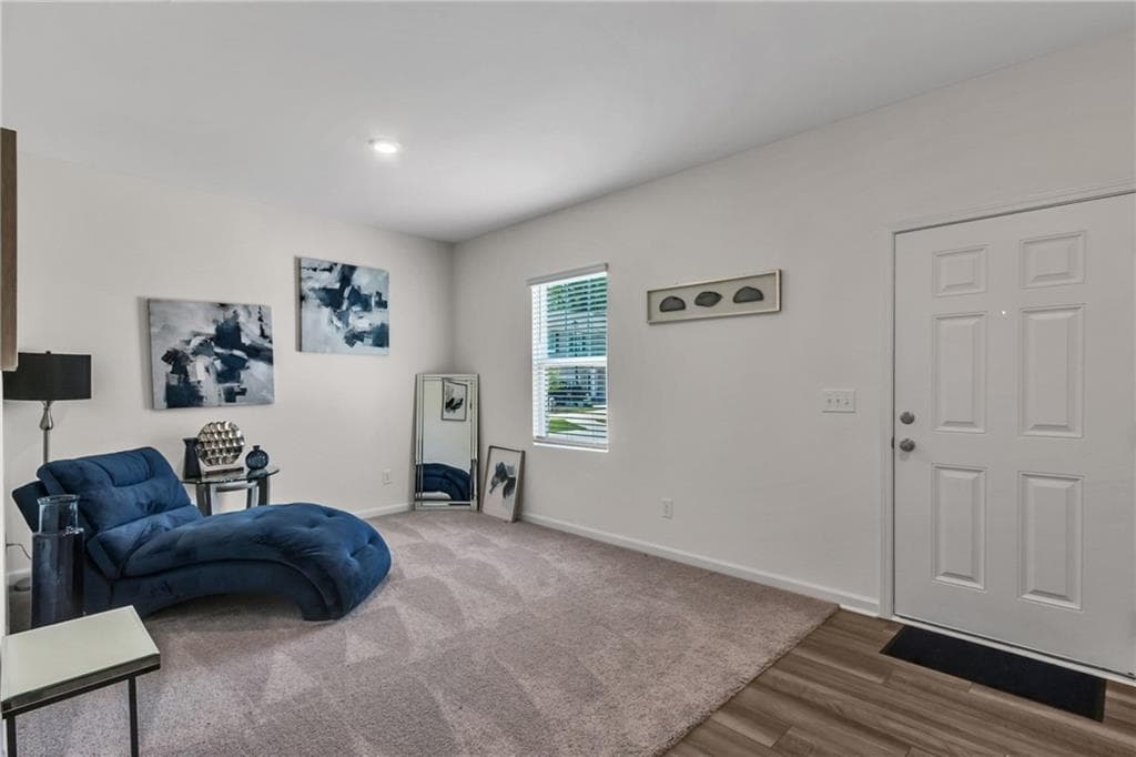 4 bedroom, 3 bathroom, 3,095 sq ft single family residence for sale at 289 Pond Court, Hoschton, GA 30548 — photo 4