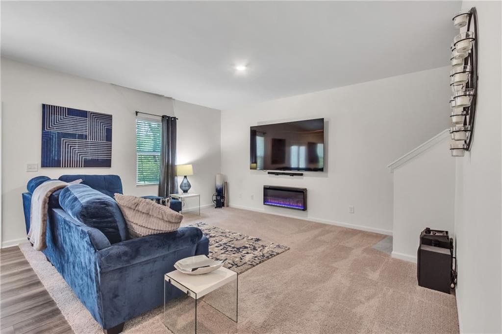 4 bedroom, 3 bathroom, 3,095 sq ft single family residence for sale at 289 Pond Court, Hoschton, GA 30548 — photo 8