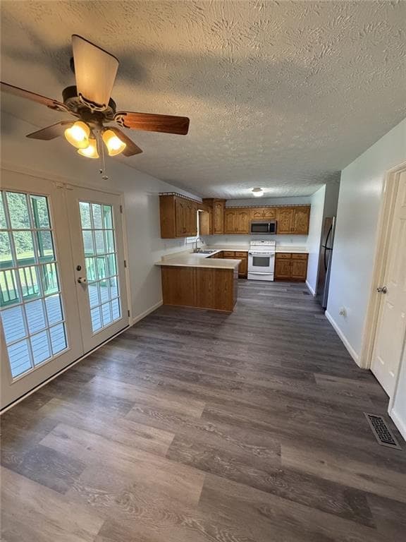 3 bedroom, 3 bathroom, 2,398 sq ft single family residence for sale at 1986 Hewell Road, Dewy Rose, GA 30634 — photo 9