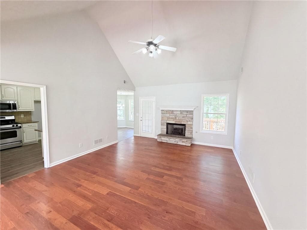 5 bedroom, 4 bathroom, 3,267 sq ft single family residence for sale at 1396 Bramlett Forest Court, Lawrenceville, GA 30045 — photo 9