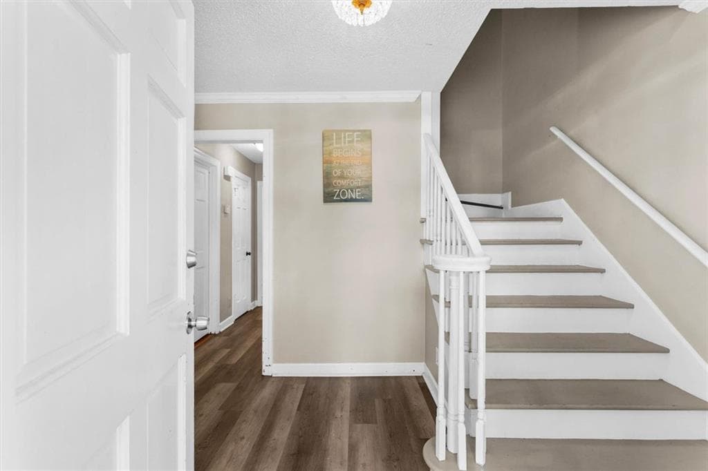 4 bedroom, 3 bathroom, 3,395 sq ft single family residence for sale at 3722 Southgate Drive, Lilburn, GA 30047 — photo 5