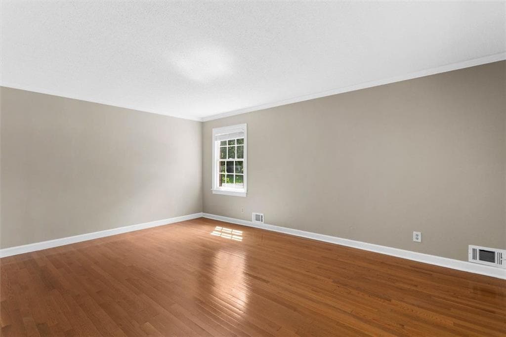 4 bedroom, 3 bathroom, 3,395 sq ft single family residence for sale at 3722 Southgate Drive, Lilburn, GA 30047 — photo 8