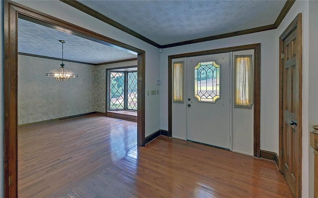 3 bedroom, 4 bathroom, 3,424 sq ft single family residence for sale at 4521 Shoreline Drive, Gainesville, GA 30506 — photo 9