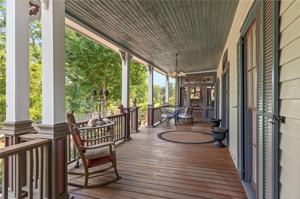 3 bedroom, 2 bathroom, 4,680 sq ft single family residence for sale at 684 Grandview Avenue, Mount Airy, GA 30563 — photo 8