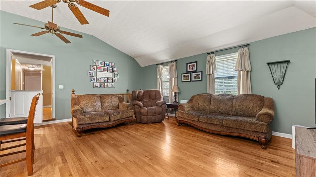 3 bedroom, 3 bathroom, 1,586 sq ft single family residence for sale at 9 Atwood Drive, Rome, GA 30165 — photo 6