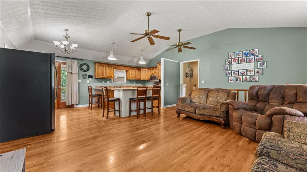 3 bedroom, 3 bathroom, 1,586 sq ft single family residence for sale at 9 Atwood Drive, Rome, GA 30165 — photo 7