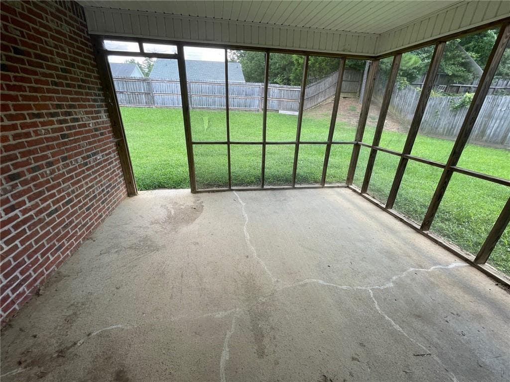 3 bedroom, 2 bathroom, 1,361 sq ft single family residence for sale at 18 Hawk Spring Drive, Rome, GA 30165 — photo 3