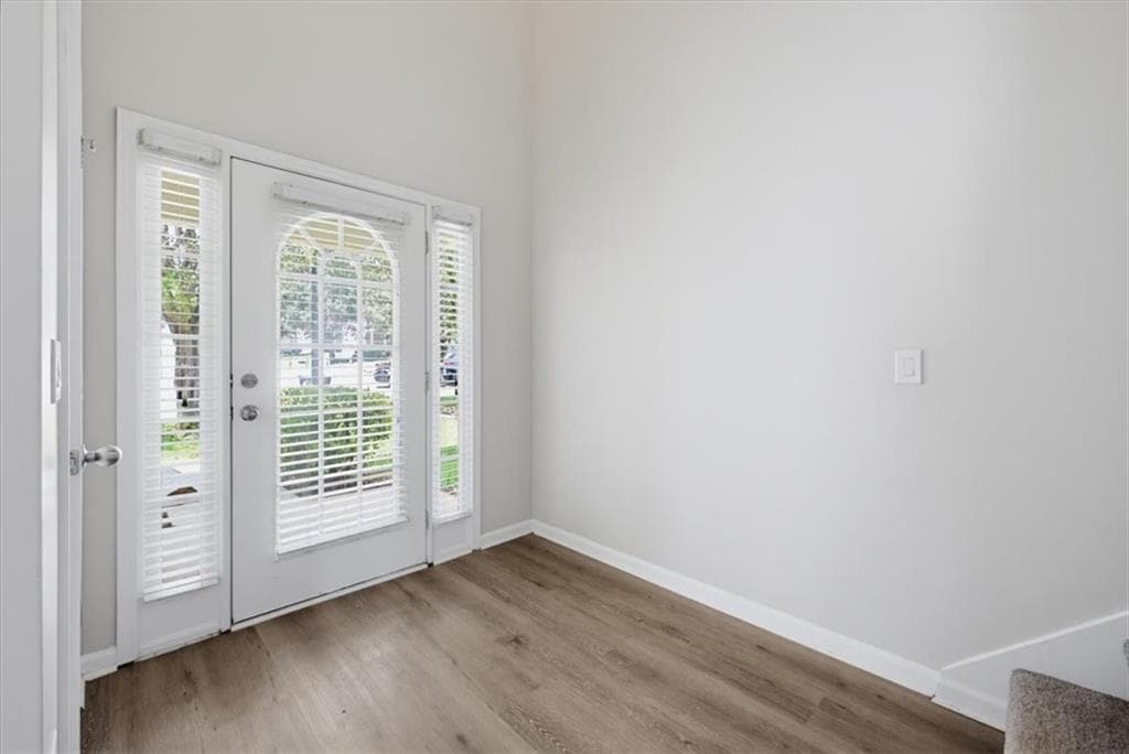 3 bedroom, 3 bathroom, 2,290 sq ft single family residence for sale at 4024 Shaded Oasis Lane, Villa Rica, GA 30180 — photo 5