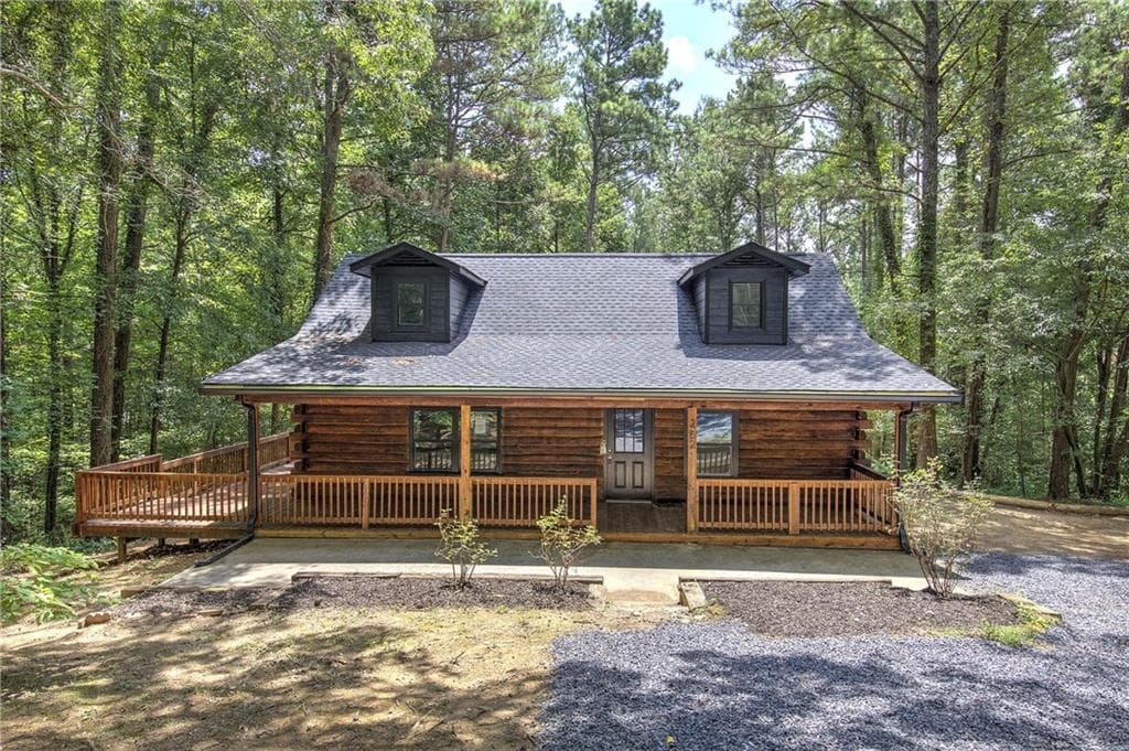 3 bedroom, 2 bathroom, 1,387 sq ft single family residence for sale at 252 Hudson Way, Dalton, GA 30721 — photo 2