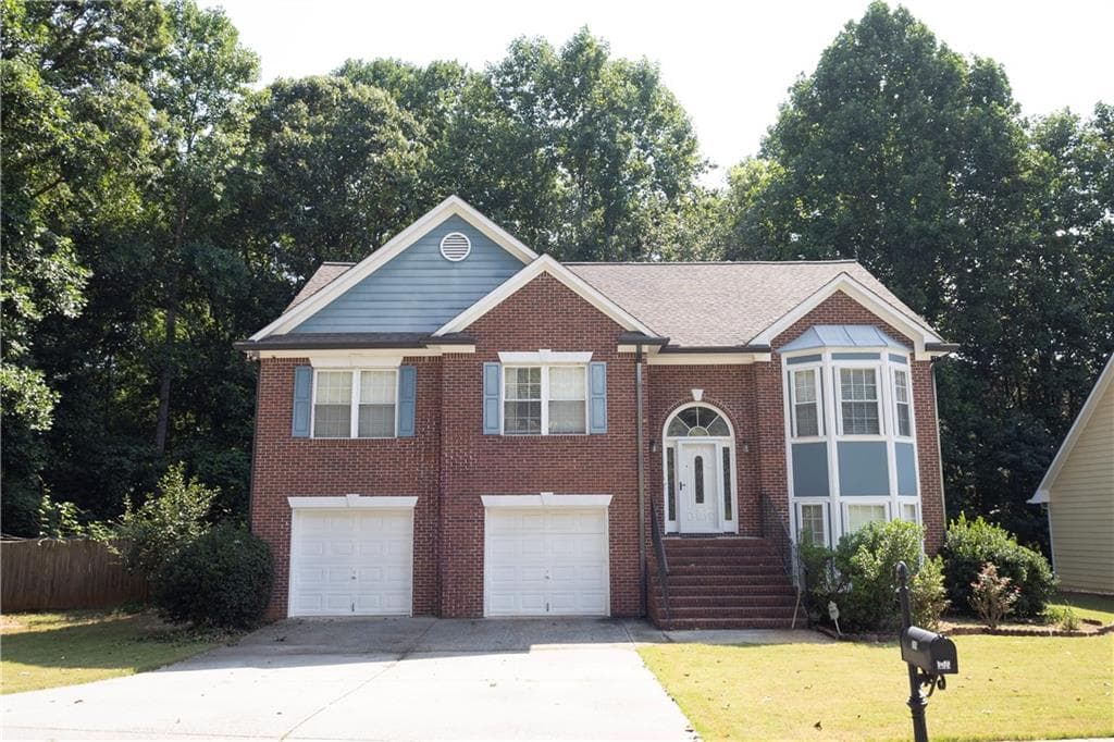 4 bedroom, 3 bathroom, 2,392 sq ft single family residence for rent at 315 Myrtlewood Terrace, Tucker, GA 30084 for $2,550 a month — photo 1 of 24