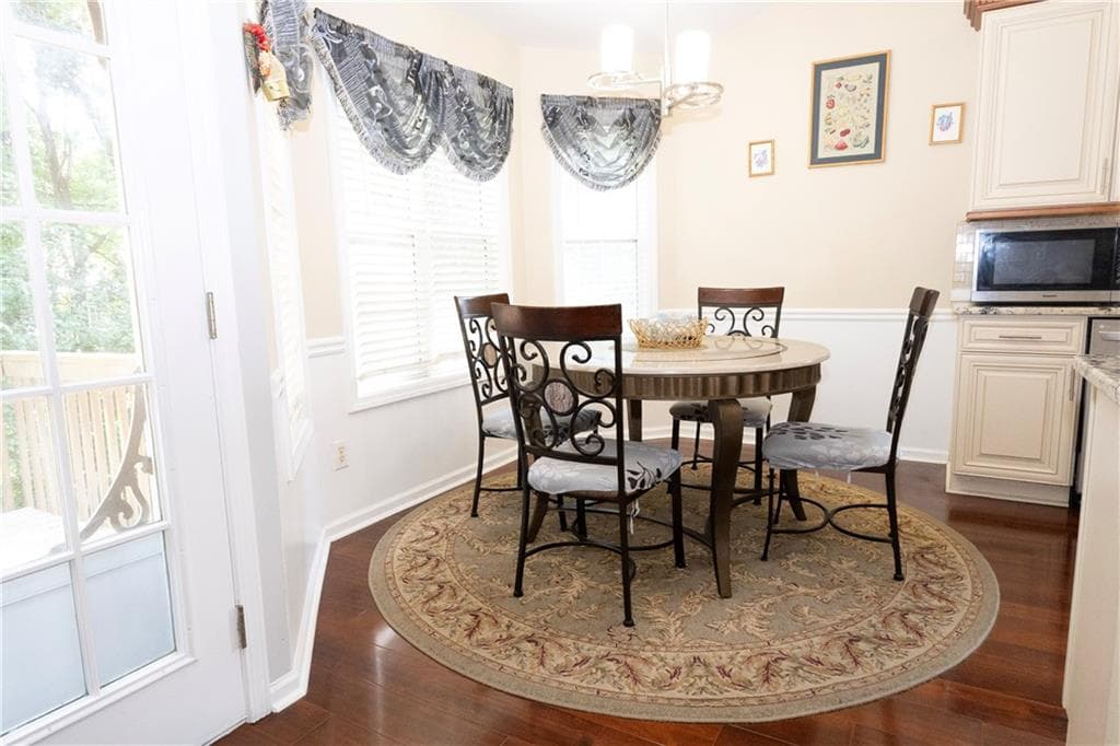 4 bedroom, 3 bathroom, 2,392 sq ft single family residence for rent at 315 Myrtlewood Terrace, Tucker, GA 30084 for $2,550 a month — photo 7