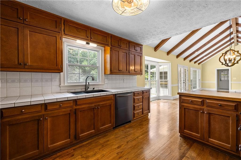 4 bedroom, 3 bathroom, 3,963 sq ft single family residence for sale at 4172 Kings Highway, Douglasville, GA 30135 — photo 6