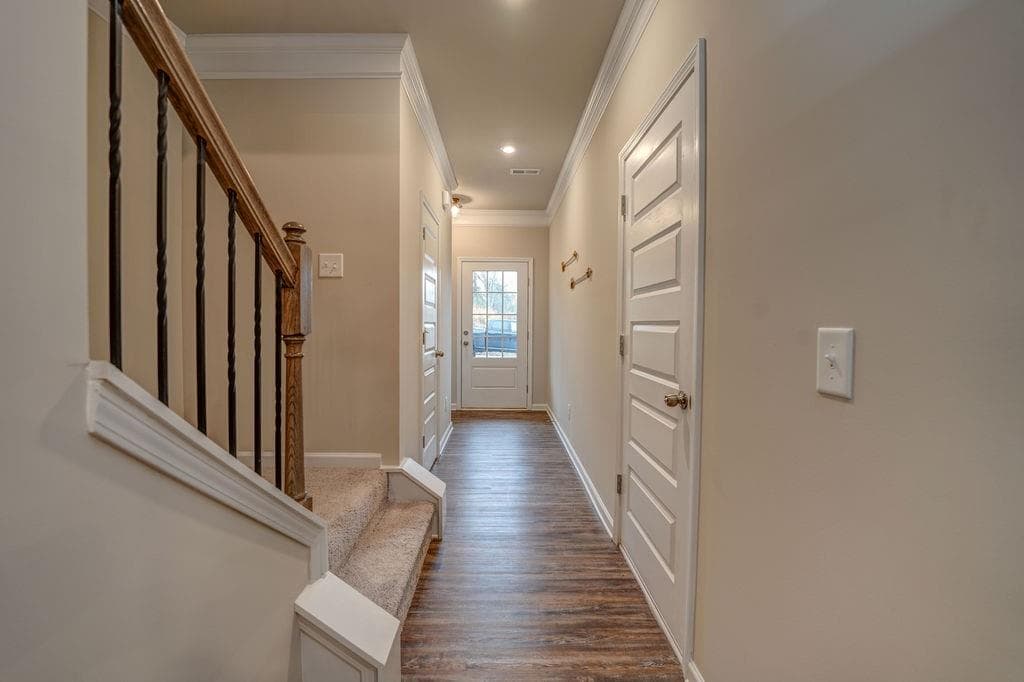 3 bedroom, 3 bathroom, 2,042 sq ft single family residence for rent at 101 Waterside Trail, Calhoun, GA 30701 for $2,500 a month — photo 5