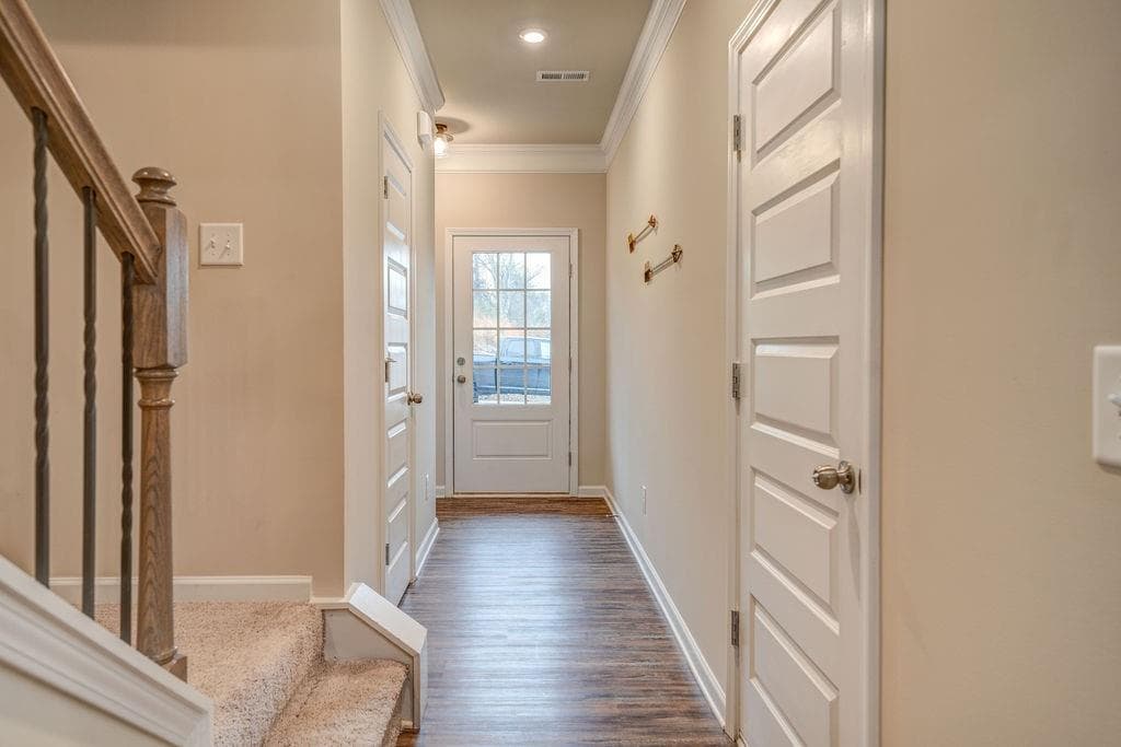 3 bedroom, 3 bathroom, 2,042 sq ft single family residence for rent at 101 Waterside Trail, Calhoun, GA 30701 for $2,500 a month — photo 6