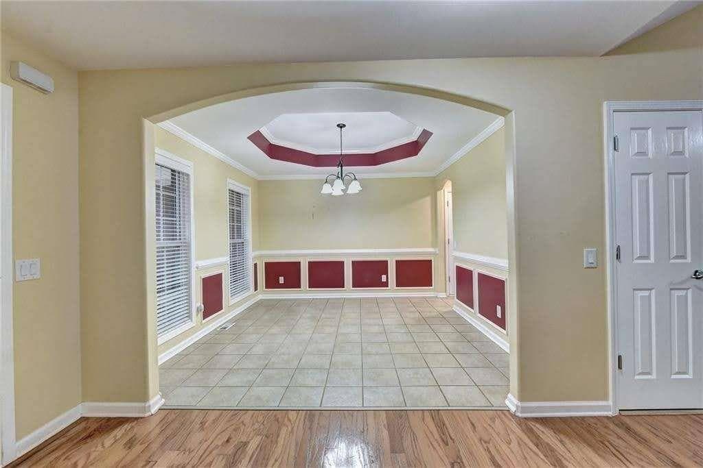 7 bedroom, 5 bathroom, 4,352 sq ft single family residence for sale at 44 Still Water Lane, Jefferson, GA 30549 — photo 5