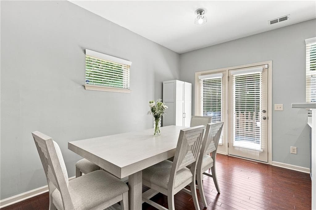 3 bedroom, 3 bathroom, 1,656 sq ft townhouse under contract at 4014 Cyrus Crest Circle, Kennesaw, GA 30152 — photo 8