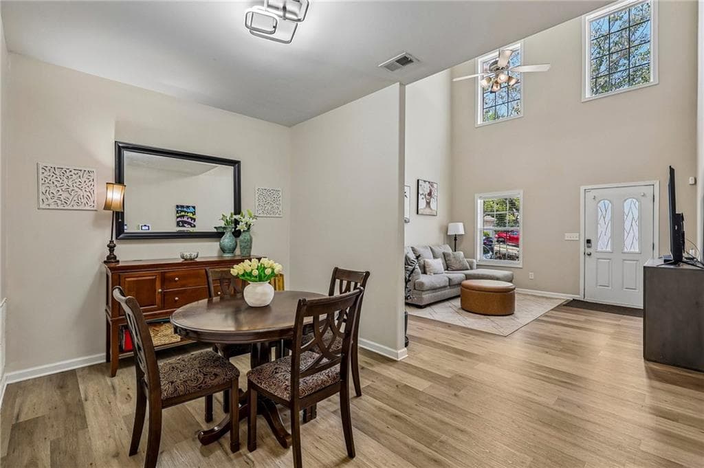3 bedroom, 3 bathroom, 1,956 sq ft townhouse for sale at 4228 Chatham Ridge Drive, Buford, GA 30518 — photo 7