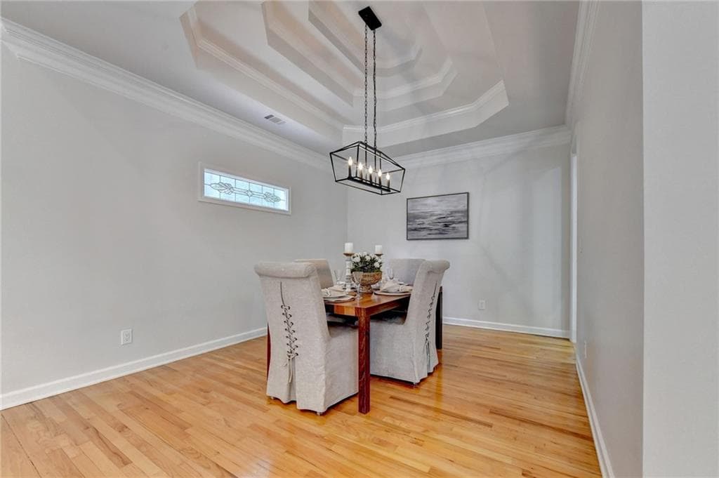 3 bedroom, 3 bathroom, 4,573 sq ft single family residence under contract at 4860 Haydens Walk Drive, Johns Creek, GA 30022 — photo 10