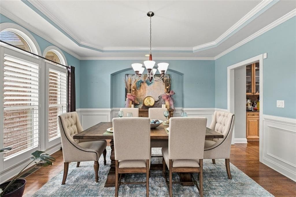 5 bedroom, 6 bathroom, 6,160 sq ft single family residence under contract at 430 Kendrick Terrace, Atlanta, GA 30331 — photo 7
