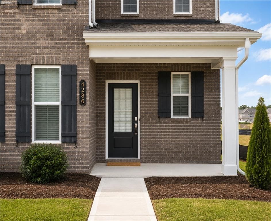 4 bedroom, 3 bathroom, 2,750 sq ft single family residence for rent at 4286 Waxwing Street, Hoschton, GA 30548 for $2,500 a month — photo 2