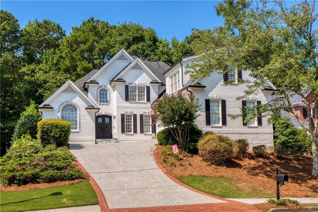 5 bedroom, 5 bathroom, 5,335 sq ft single family residence for sale at 3375 Wolf Willow Close, Milton, GA 30004