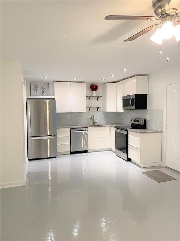 1 bedroom, 1 bathroom, 600 sq ft condominium for rent at 917 Dunbar Drive, Dunwoody, GA 30338 for $1,500 a month — photo 2