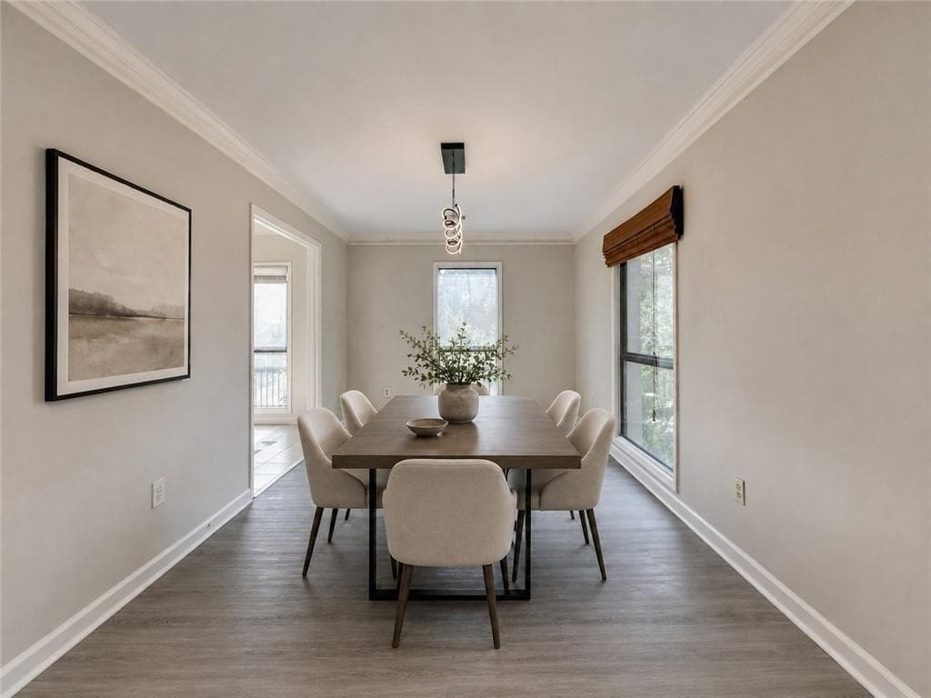2 bedroom, 2 bathroom, 1,504 sq ft condominium under contract at 3201 Lenox Road 19, Atlanta, GA 30324 — photo 6