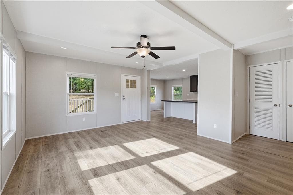 3 bedroom, 2 bathroom, 1,568 sq ft single family residence for sale at 915 Smith Loop Road, Demorest, GA 30535 — photo 4
