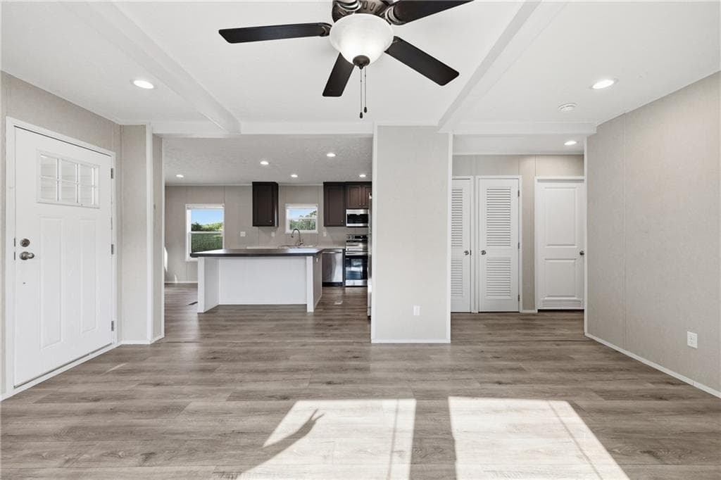 3 bedroom, 2 bathroom, 1,568 sq ft single family residence for sale at 915 Smith Loop Road, Demorest, GA 30535 — photo 5