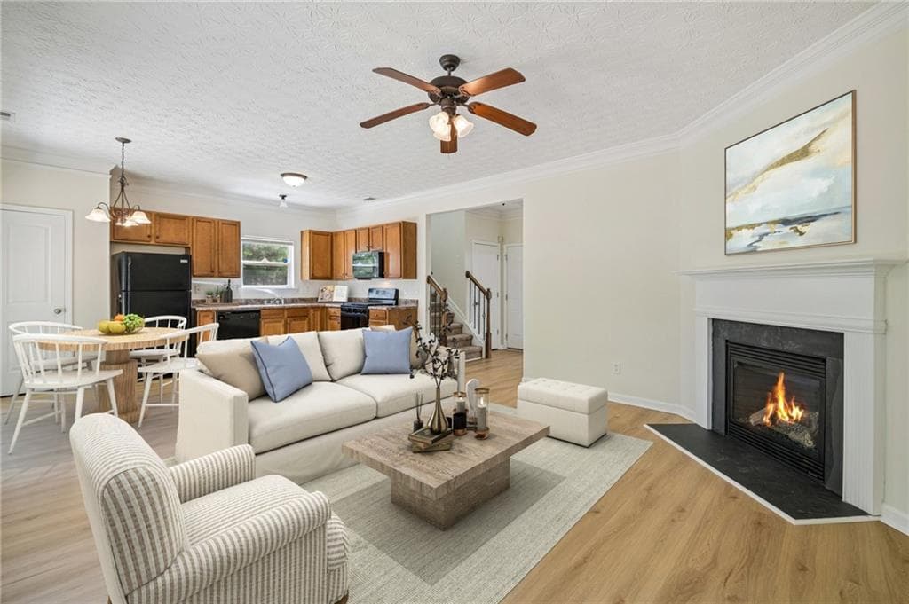 3 bedroom, 4 bathroom, 1,728 sq ft single family residence under contract at 7062 Skippingstone Way, Douglasville, GA 30134 — photo 4
