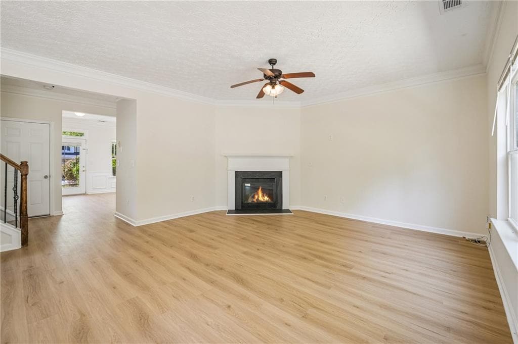 3 bedroom, 4 bathroom, 1,728 sq ft single family residence under contract at 7062 Skippingstone Way, Douglasville, GA 30134 — photo 6