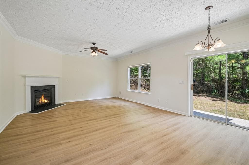 3 bedroom, 4 bathroom, 1,728 sq ft single family residence under contract at 7062 Skippingstone Way, Douglasville, GA 30134 — photo 7